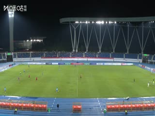 午夜裸体演出视频在线