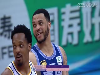 午夜亚洲精品小电影