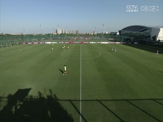戴眼镜老师教室群p电影